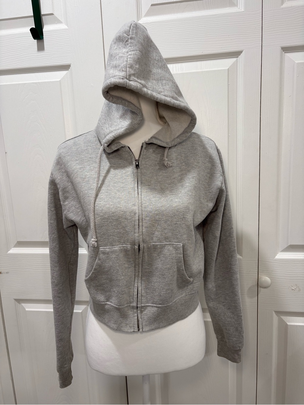 Full Tilt Light Gray Cropped Zip-Up Hoodie